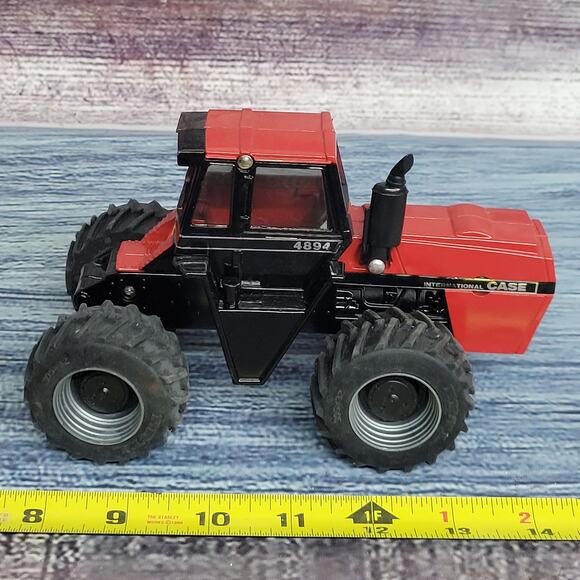 Vintage Ertl 1/32 scale Case IH 4894 4wd die-cast tractor red/black - Picture 6 of 8